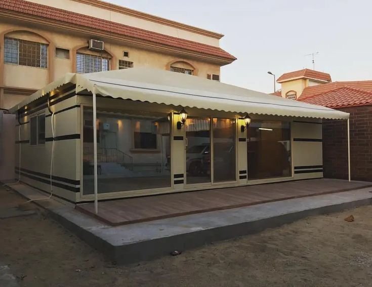 تفصيل وتركيب بيوت الشعر الملكية والمجالس الخارجية في حي الشبيكة بمكة